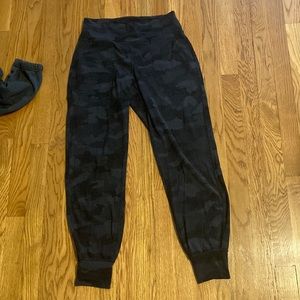 Lululemon align joggers size 8 camo color